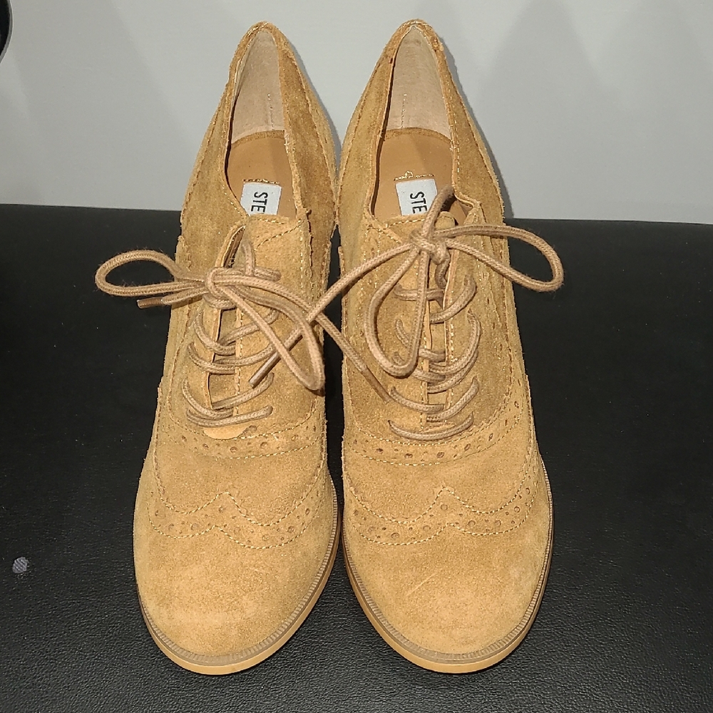 Steve Madden Heeled Suede Oxfords NWOB